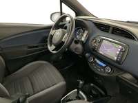 Вид на салон