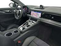 Вид на салон