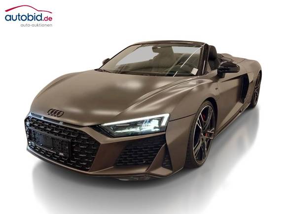 Skats no kreisās puses priekšā