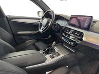 Вид на салон