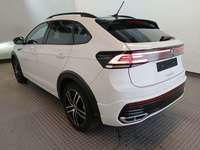 Vaade tagant vasakult