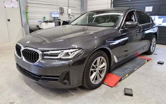 Náhled zpředu zleva