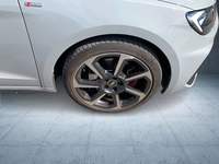 Dodatne slike karoserije