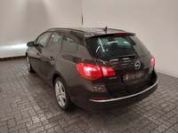 Pogled straga lijevo