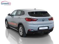 Widok z tyłu po stronie lewej