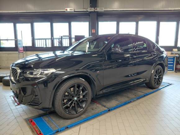 Вид спереди слева