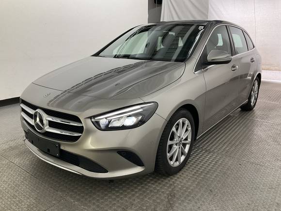 Náhled zpředu zleva