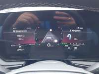 Pohled na přístrojovou desku