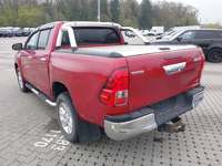 Pogled od pozadi levo