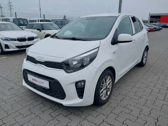 Pogled od napred levo