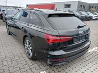 Pogled od pozadi levo