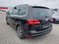 Pogled od pozadi levo