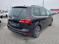 Pogled od pozadi desno