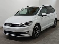 Вид спереди слева