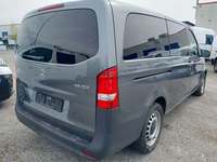 Вид сзади справа