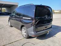 Вид сзади слева