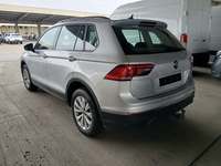 Вид сзади слева