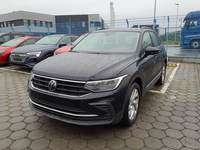 Widok z przodu po stronie lewej