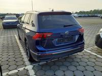 Widok z tyłu po stronie lewej