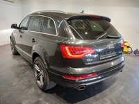 Вид сзади слева