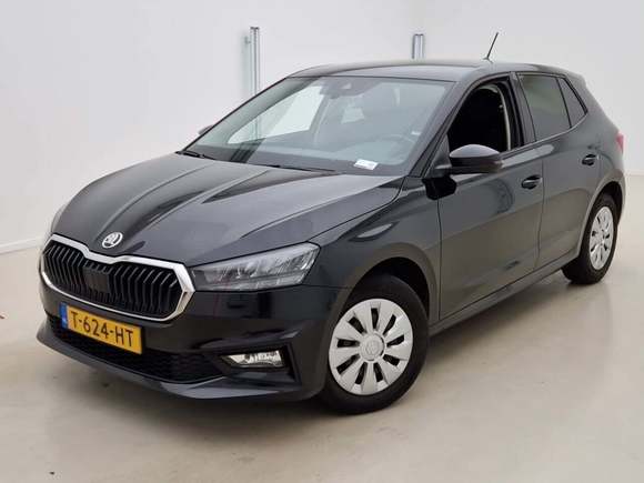 Pogled sprijeda lijevo