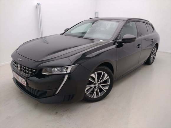 Pogled sprijeda lijevo