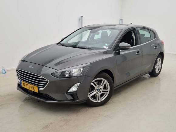 Pogled sprijeda lijevo