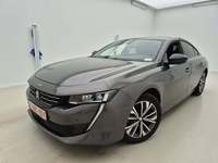 Pogled sprijeda lijevo