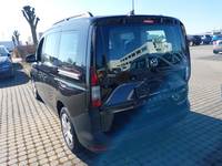 Widok z tyłu po stronie lewej