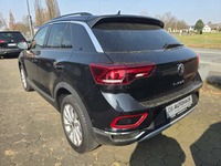 Вид сзади слева