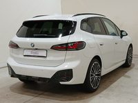 Вид сзади справа