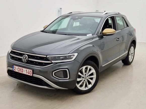 Pogled sprijeda lijevo