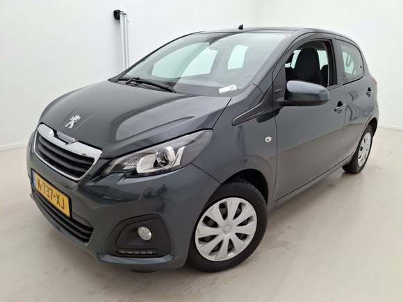 Pogled sprijeda lijevo