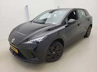 Pogled sprijeda lijevo