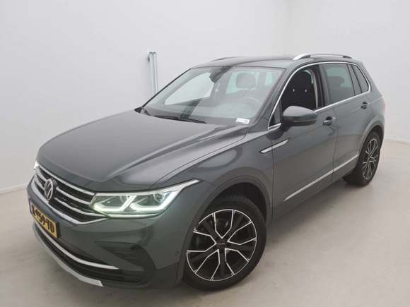 Pogled sprijeda lijevo