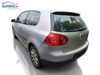 Vista traseira esquerda