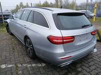 Pogled straga lijevo