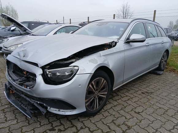 Náhled zpředu zleva