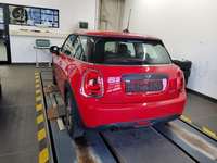 Widok z tyłu po stronie lewej