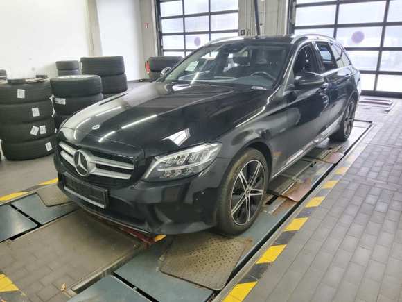 Widok z przodu po stronie lewej