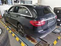 Widok z tyłu po stronie lewej