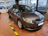 Widok z przodu po stronie prawej