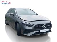 Pogled desno spredaj