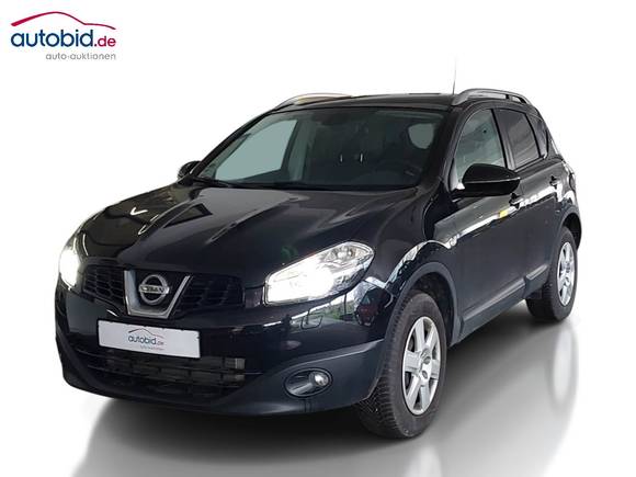 Вид спереди слева