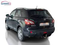 Вид сзади слева