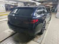 Изглед отзад отдясно