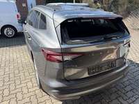 Widok z tyłu po stronie lewej