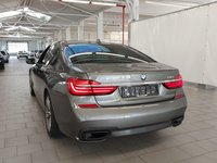 Widok z tyłu po stronie lewej