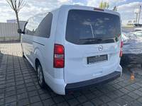 Pogled straga lijevo