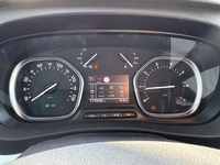 Pogled na kombinirani instrument